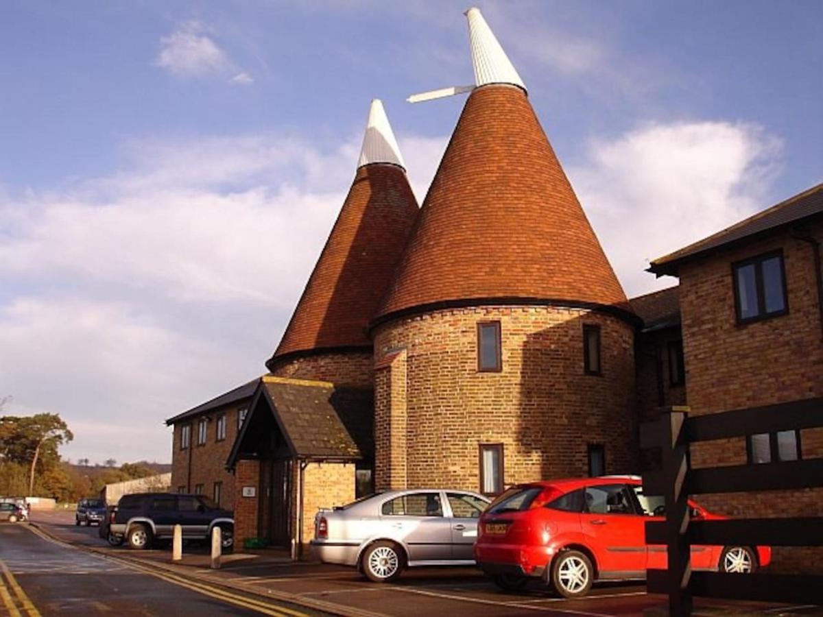 Suburban 2-Bed, Entire Home, Free Parking, Maidstone, Kent Uk Boxley Экстерьер фото